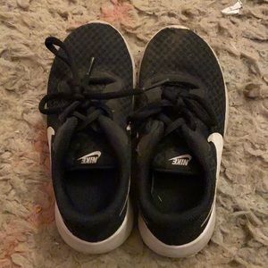 Nike toddler size 11